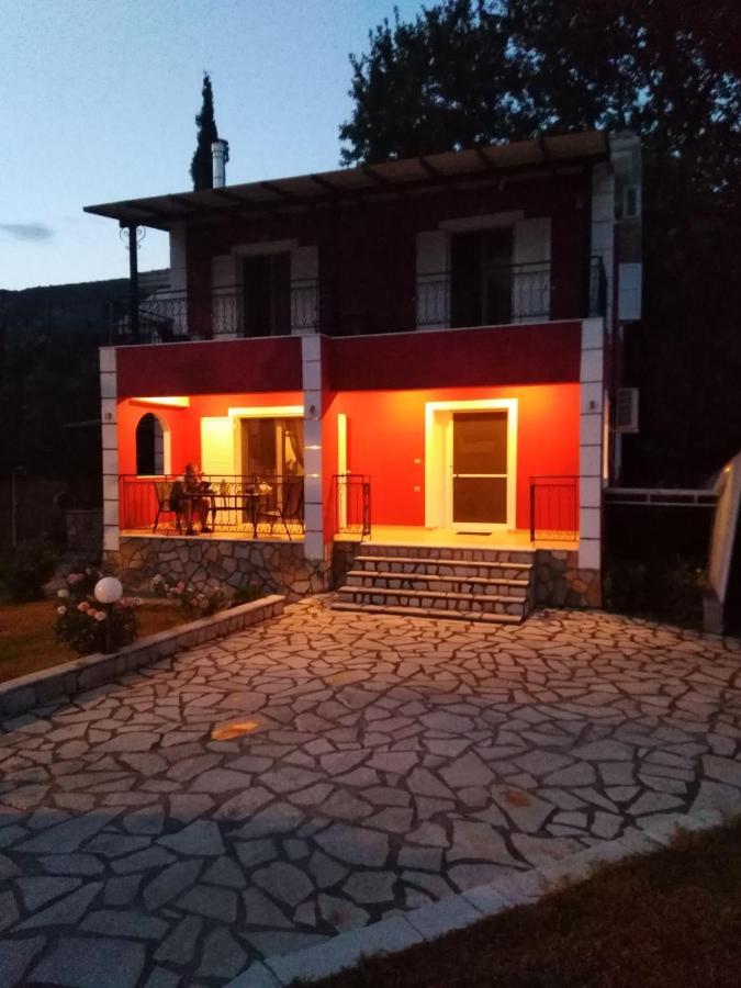 Red Villa Nidrí Kültér fotó